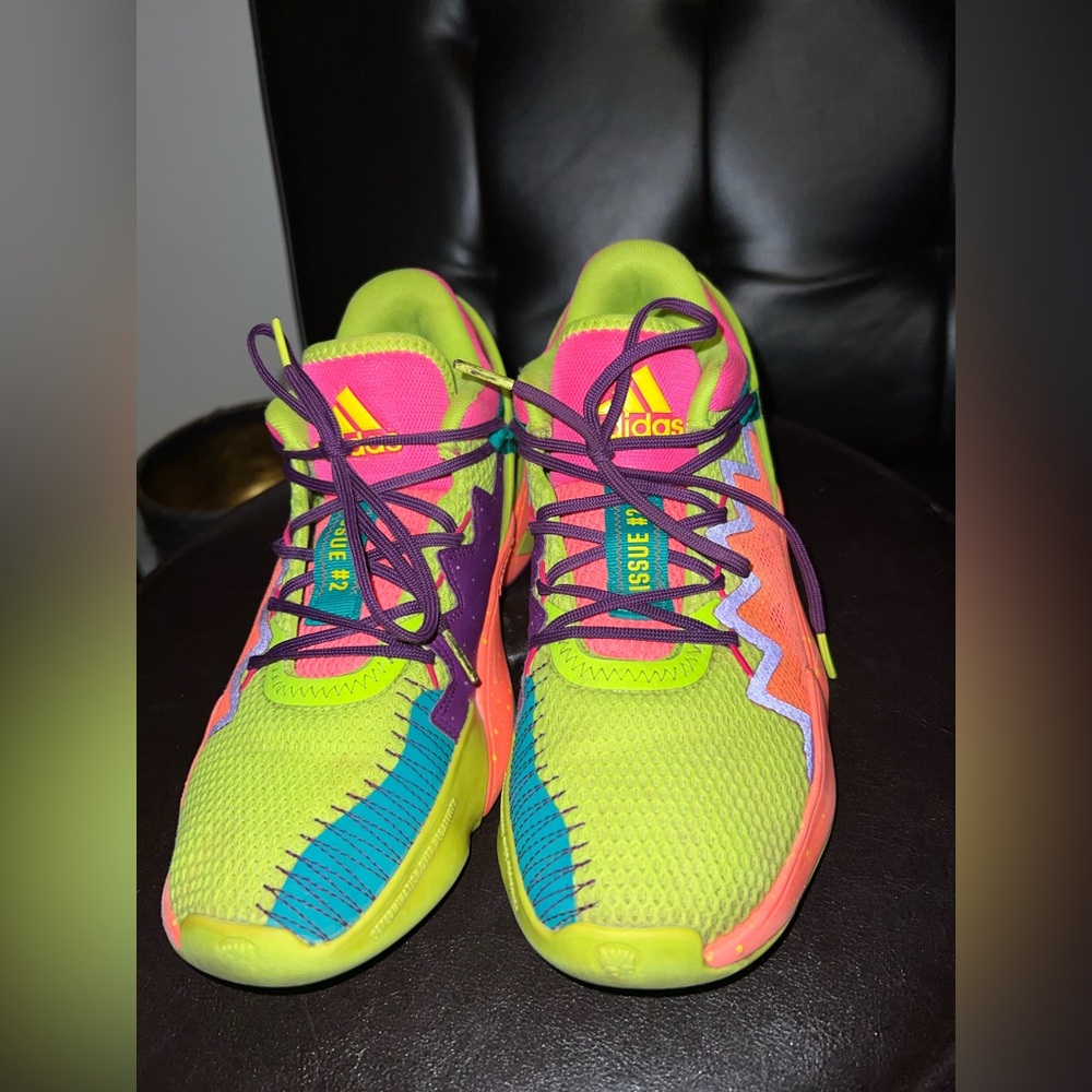 adidas D.O.N. Issue #2 'Prove Em Wrong/Let Em Hate men’s size 7 women’s 8.5 - Picture 4 of 14